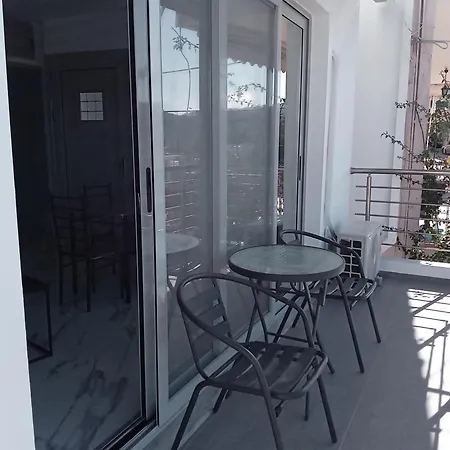 Petros House 3 Apartment *